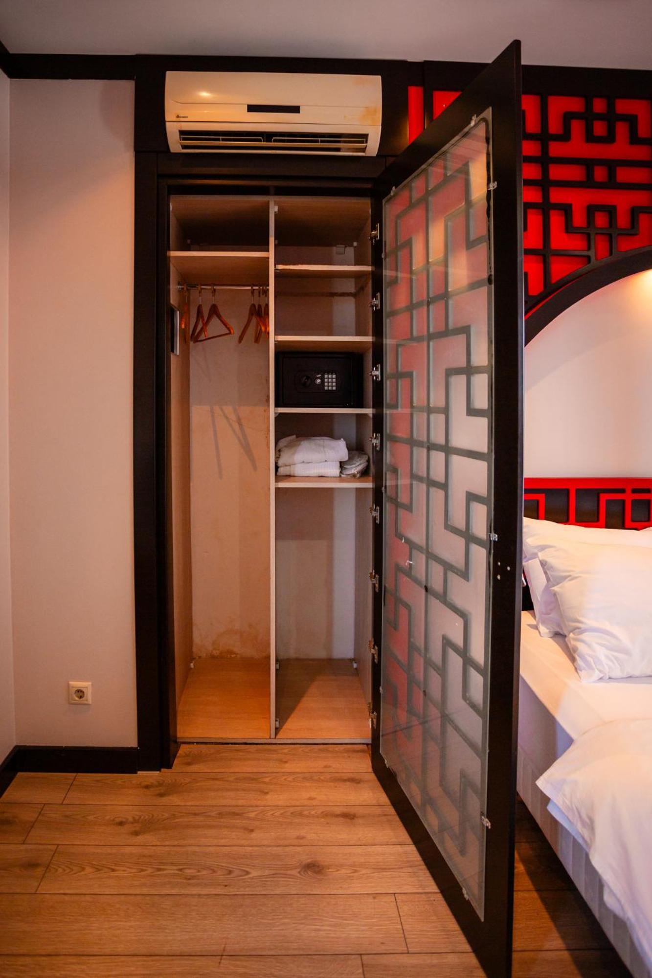 Piazza Boutique Hotel