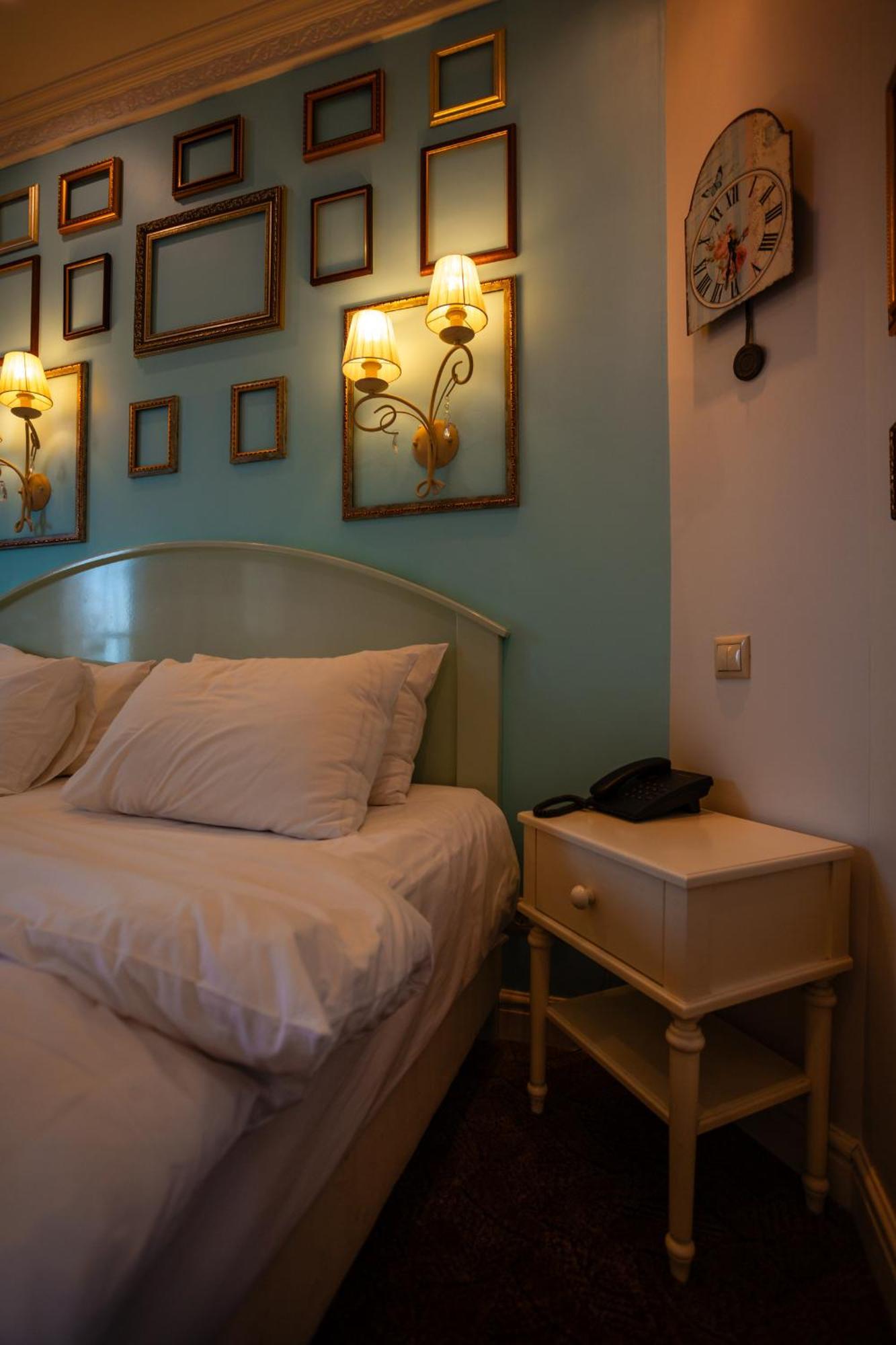 Piazza Boutique Hotel 4*